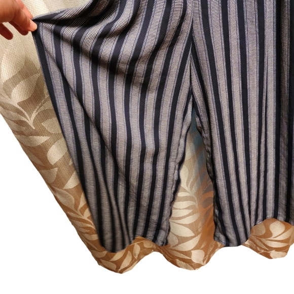 Navy Blue Striped Cropped Jumpsuit Size L - Picture 5 of 9